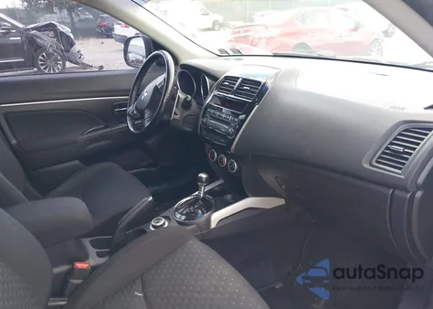 2011 Mitsubishi Outlander Sport Se z USA, uszkodzony, nr VIN JA4AR4AU7BZ005837